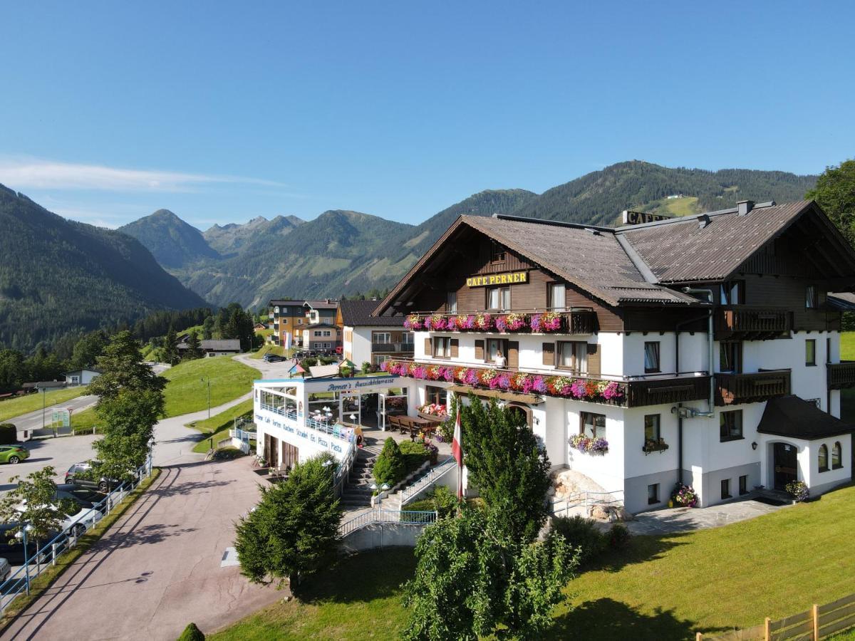 Hotel-Cafe Perner Schladming Exterior foto